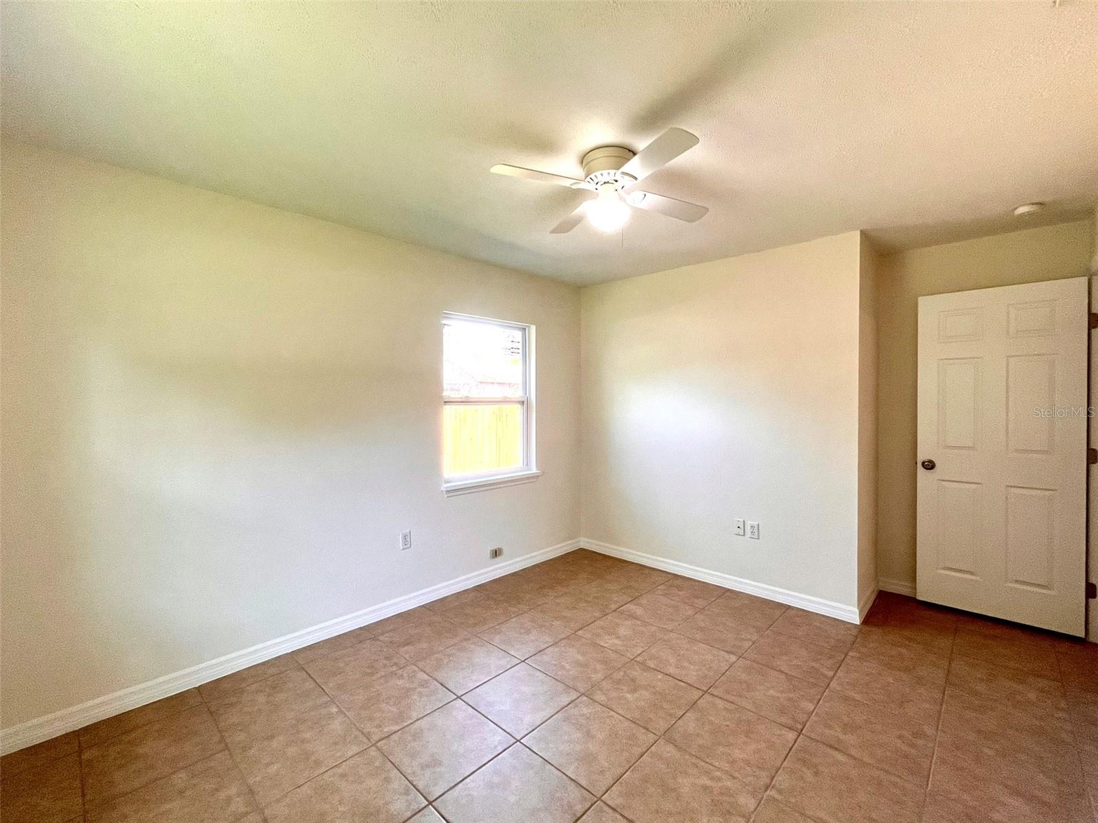 Image 15 of 38 For 2323 Ridgeview Drive