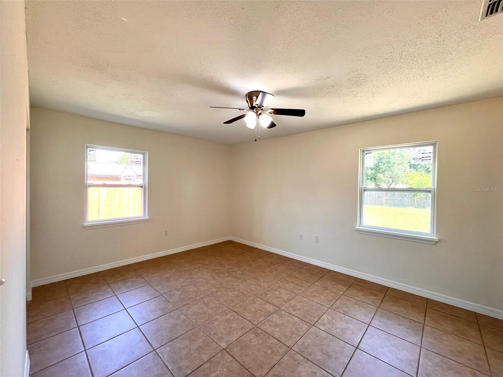 Image 18 of 38 For 2323 Ridgeview Drive