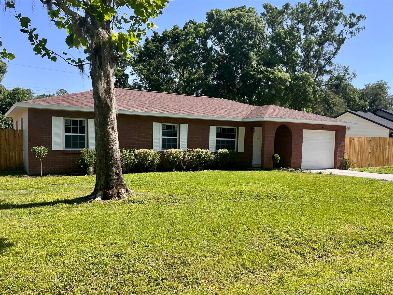 Image 3 of 38 For 2323 Ridgeview Drive