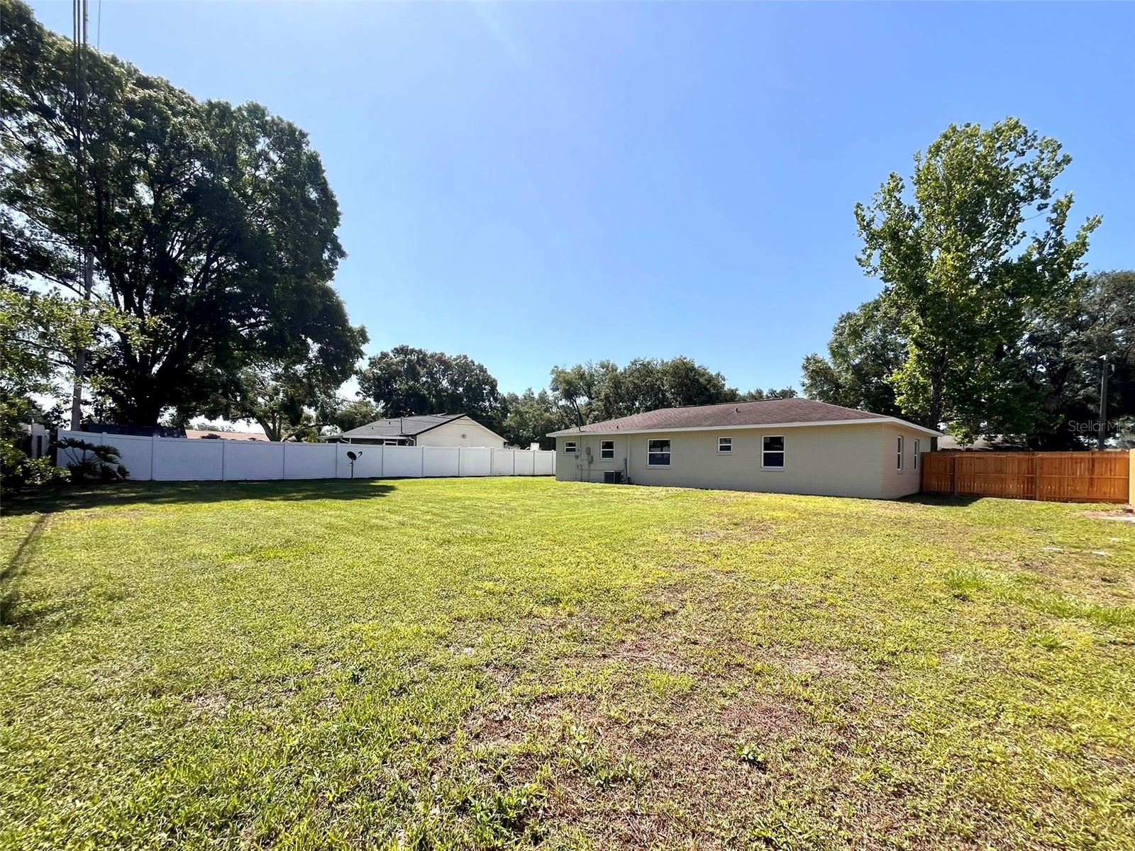 Image 37 of 38 For 2323 Ridgeview Drive