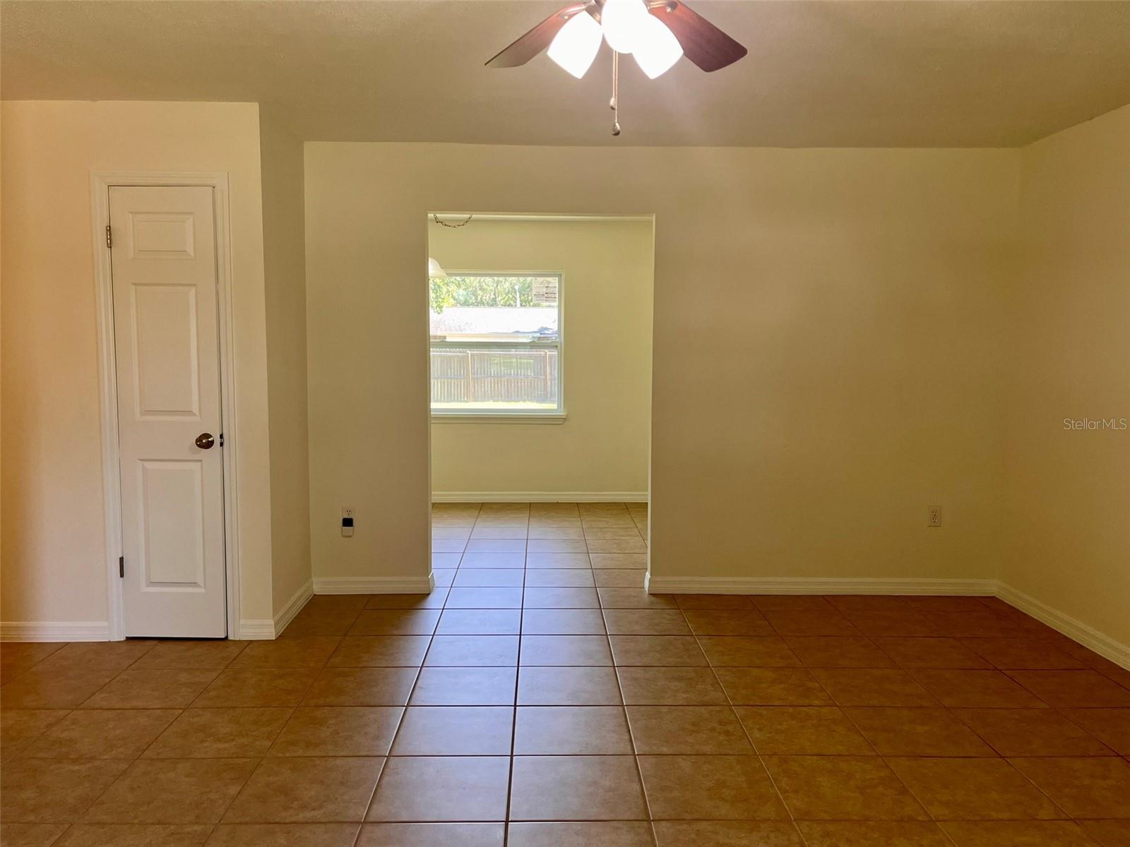 Image 7 of 38 For 2323 Ridgeview Drive