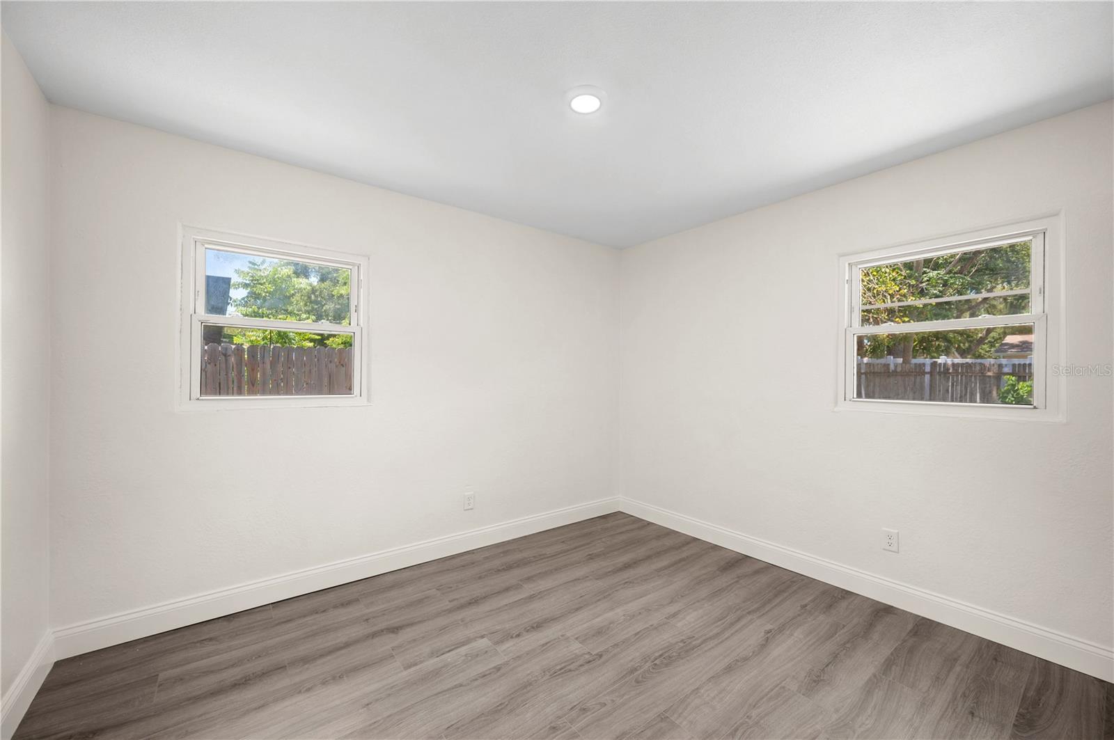 Image 13 of 26 For 6011 67th Avenue N