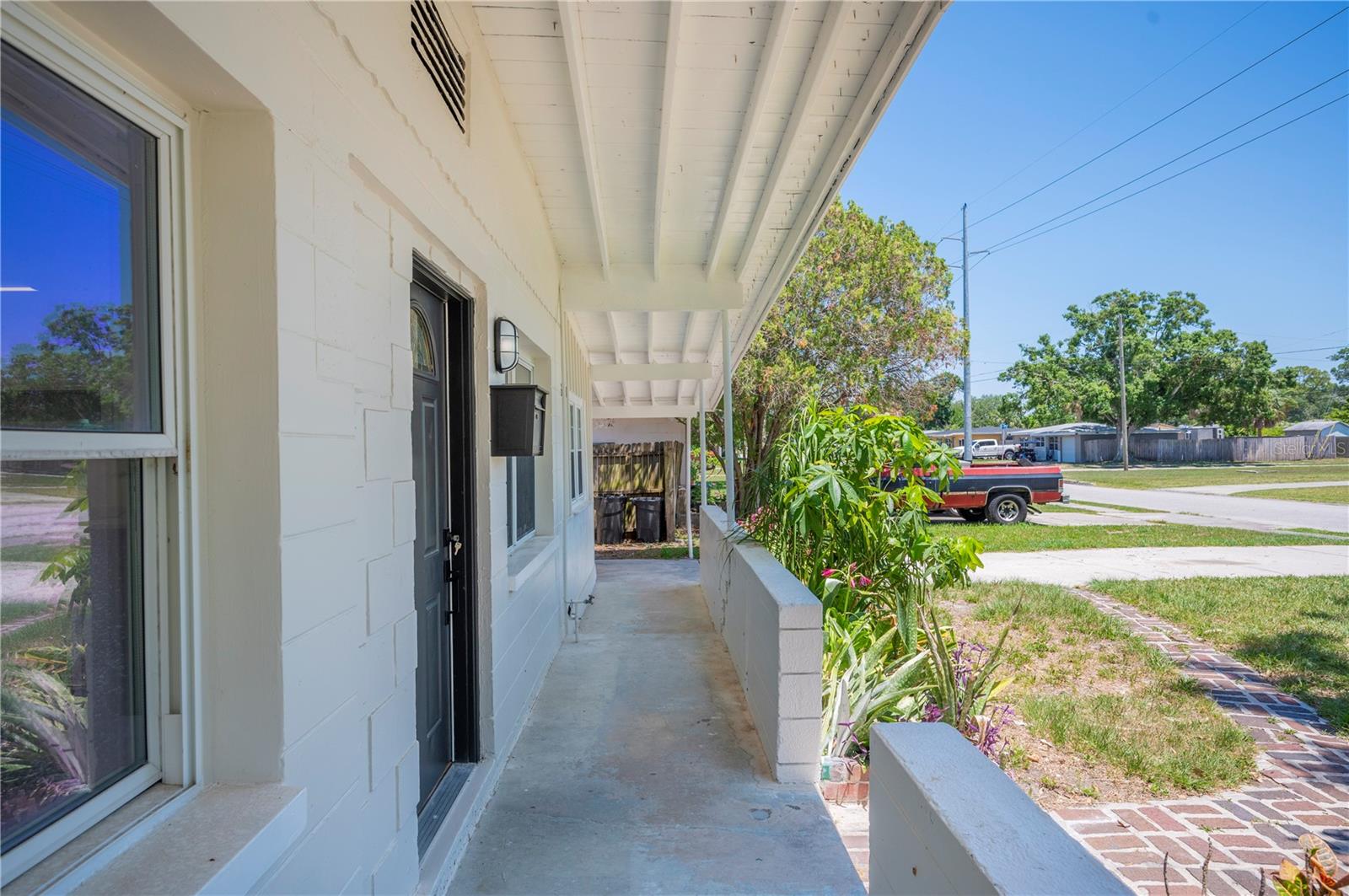 Image 21 of 26 For 6011 67th Avenue N