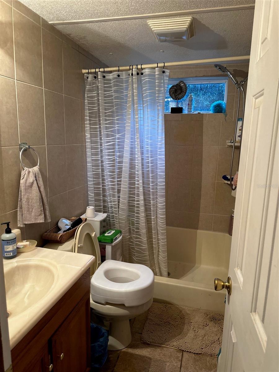 Image 61 of 66 For 5205 Bruton Road