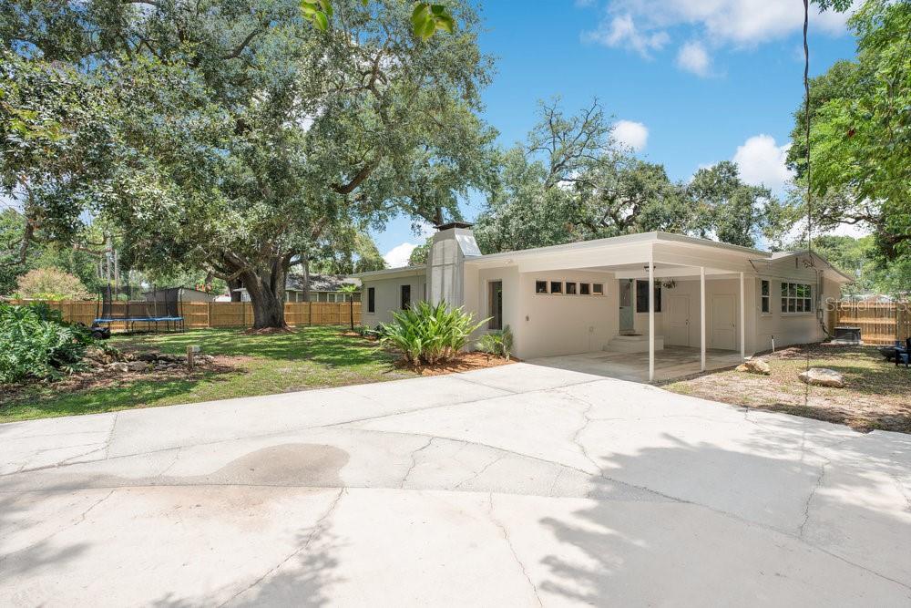 Image 62 of 78 For 312 Palencia Place