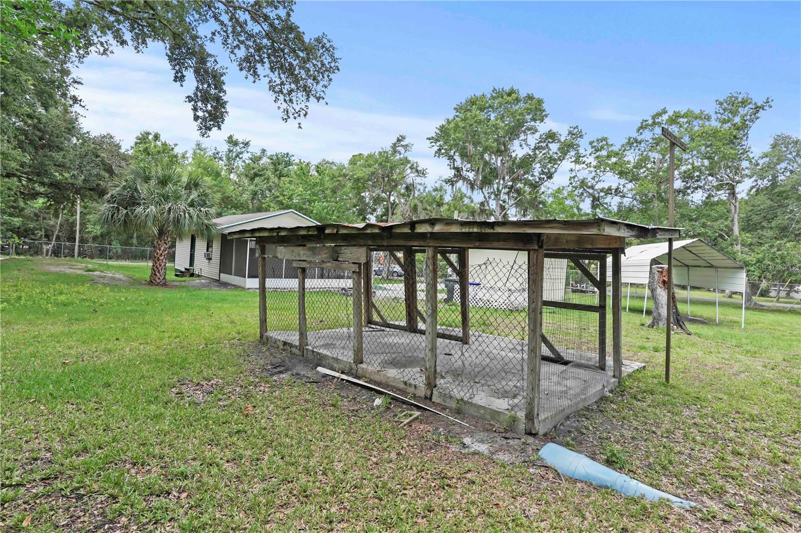 Image 22 of 25 For 633 Glenda Street
