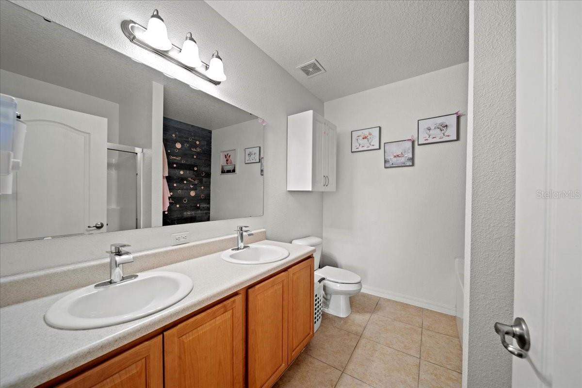 Image 19 of 36 For 5793 Dornich Drive