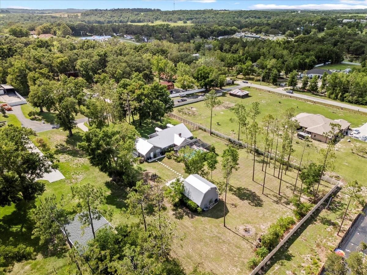 Listing photo id 2 for 9912 Pine Leaf Lane