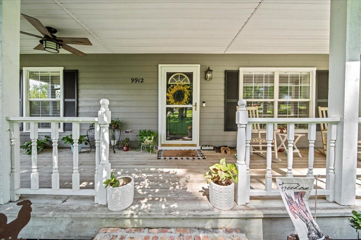 Listing photo id 5 for 9912 Pine Leaf Lane