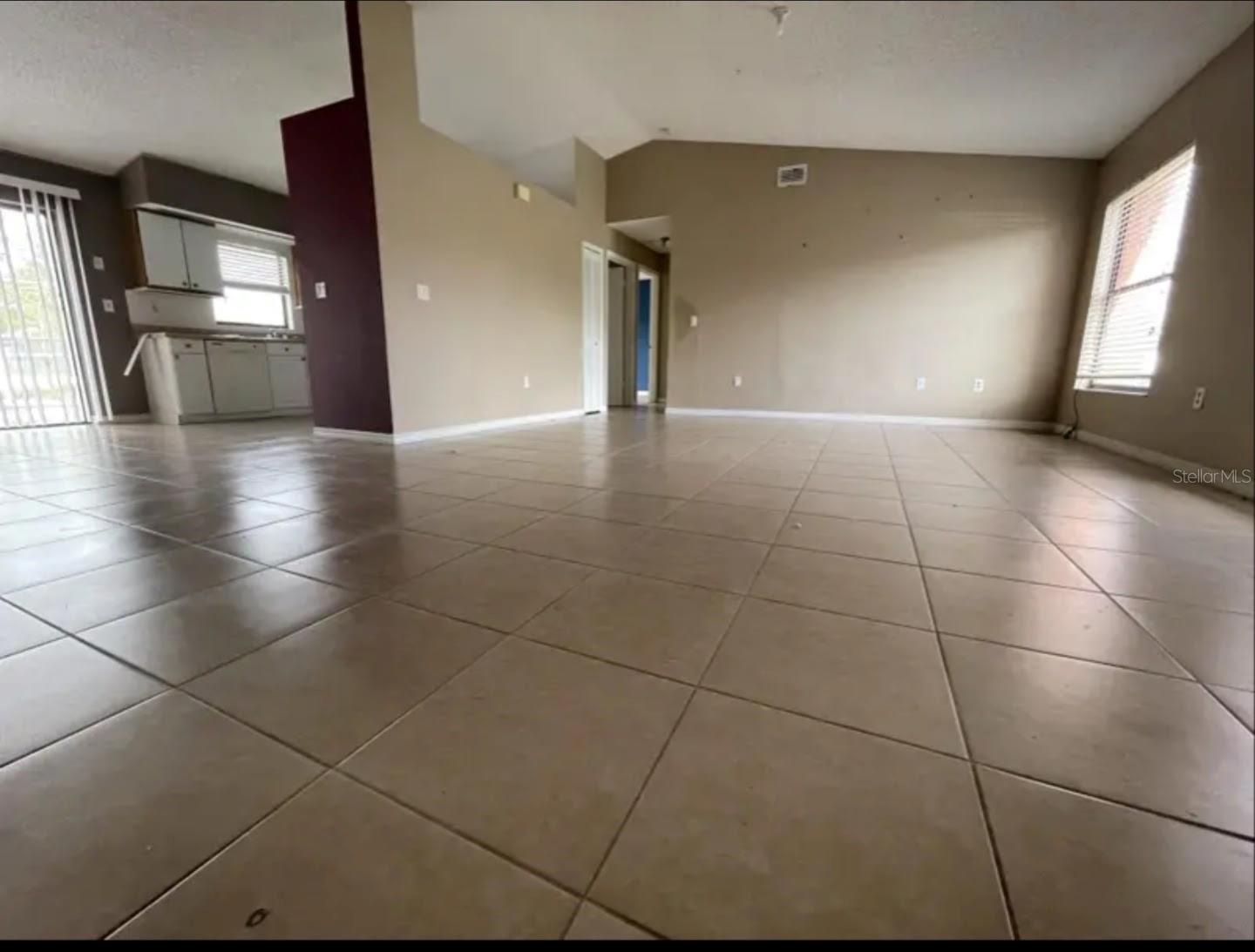 Image 2 of 8 For 723 Dromedary Drive