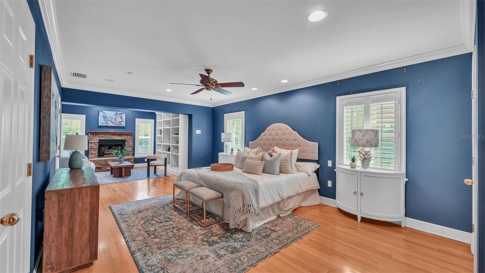 Image 33 of 99 For 323 Belvedere Street