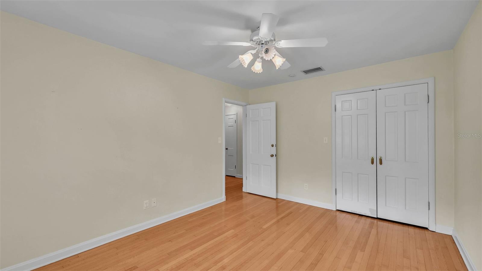 Image 49 of 99 For 323 Belvedere Street
