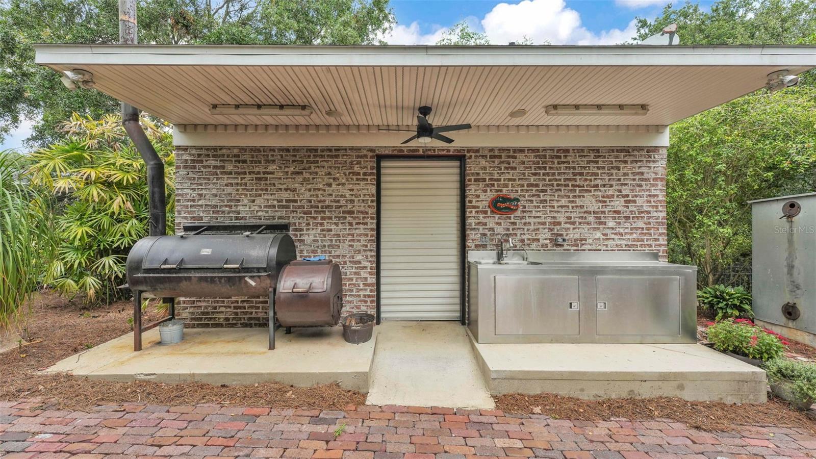 Image 82 of 99 For 323 Belvedere Street