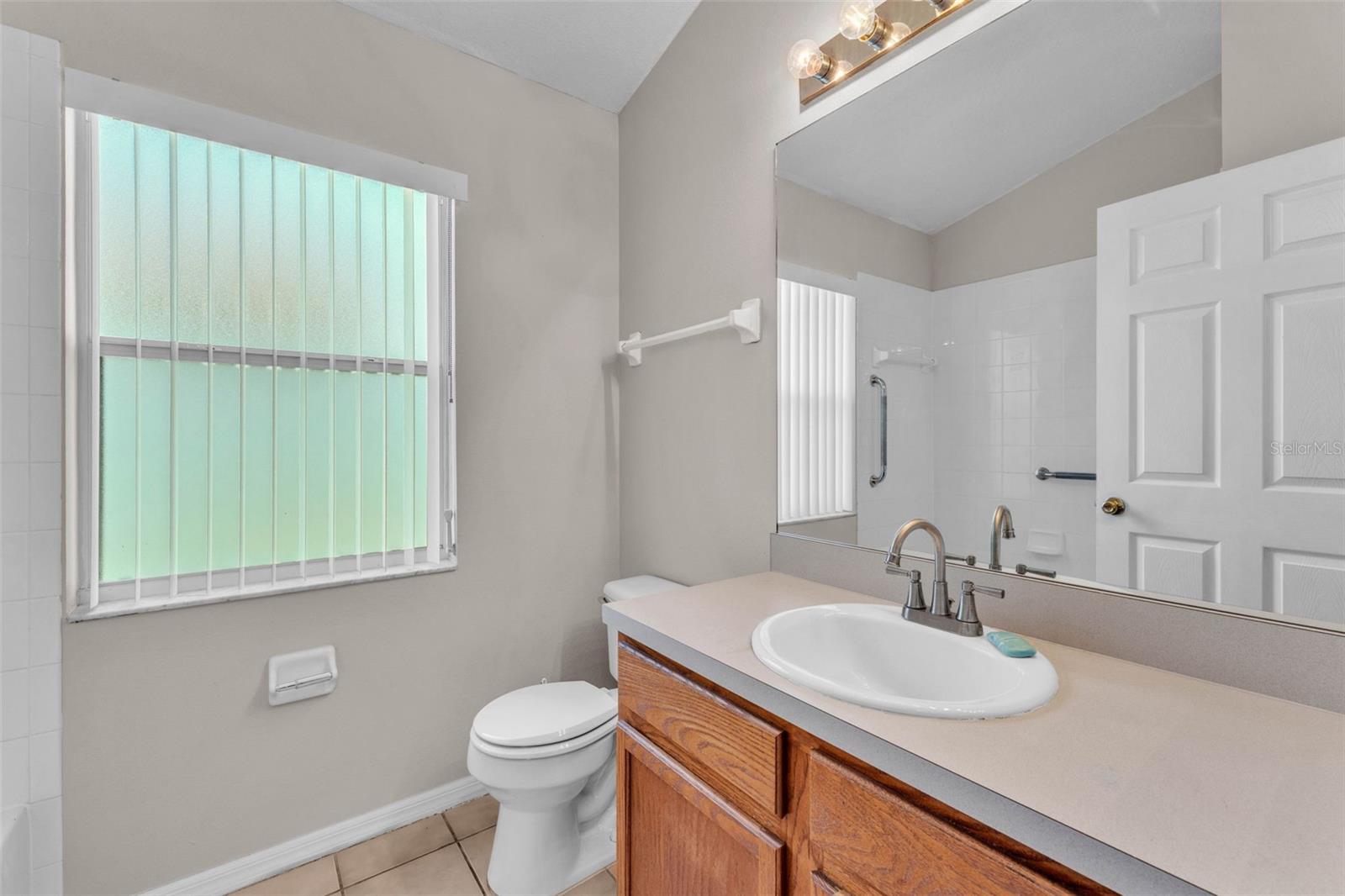 Image 18 of 36 For 420 Sir Phillips Drive