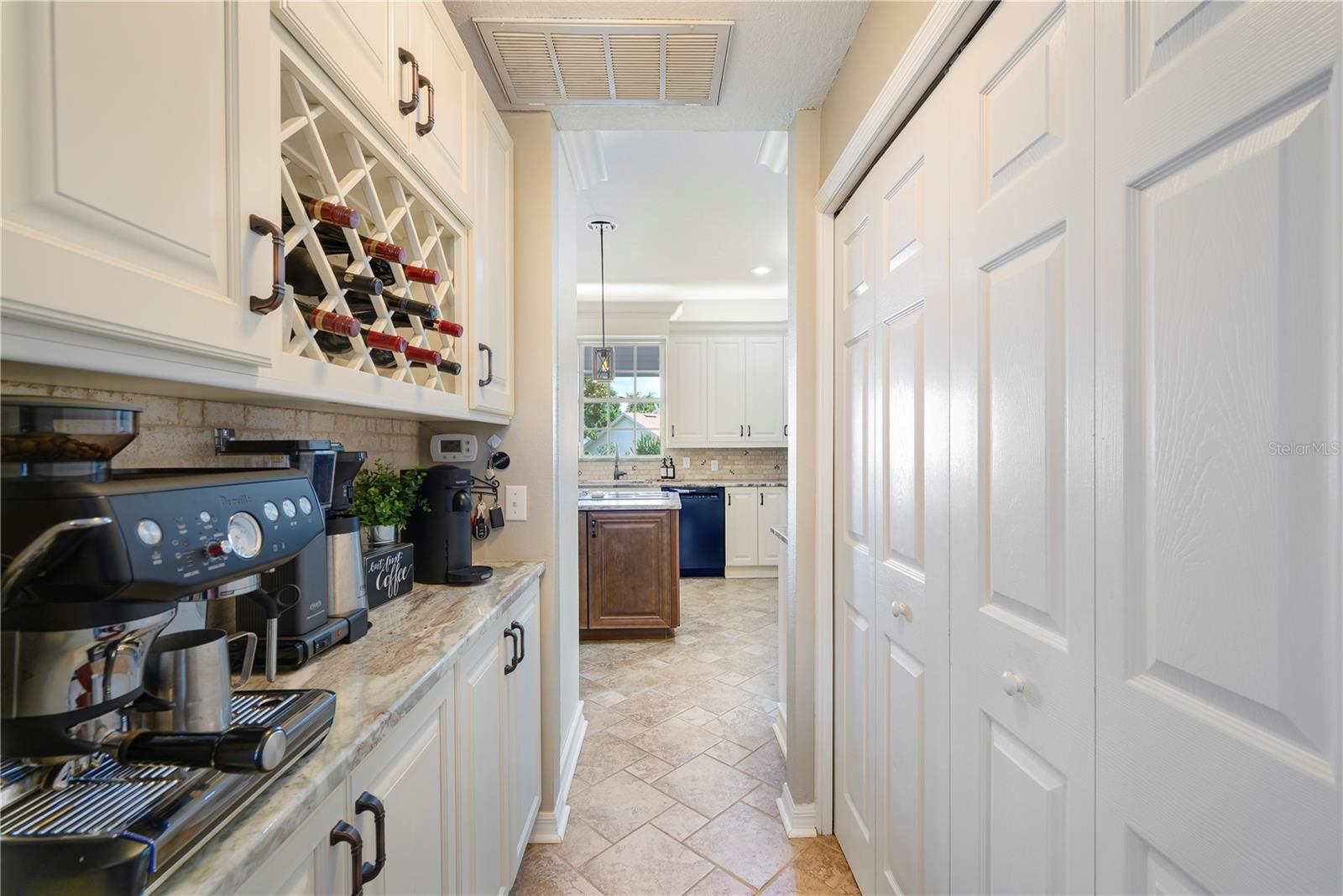 Image 15 of 56 For 5425 Charlin Avenue