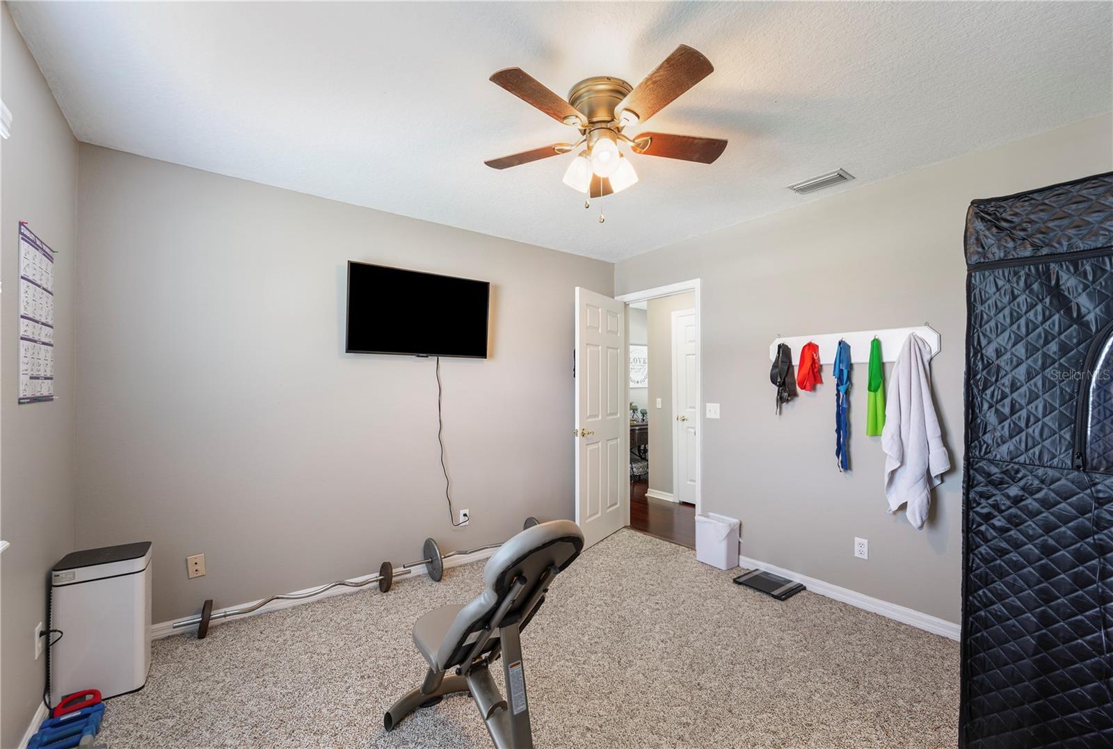 Image 41 of 56 For 5425 Charlin Avenue