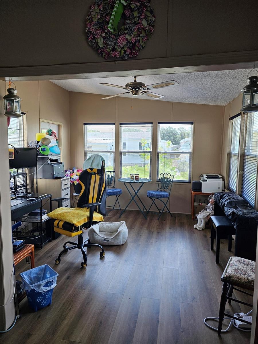 Image 6 of 10 For 375 Melbourn Drive