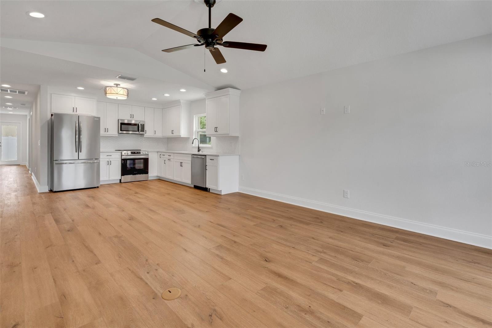 Image 3 of 31 For 1246 Dorothy Street