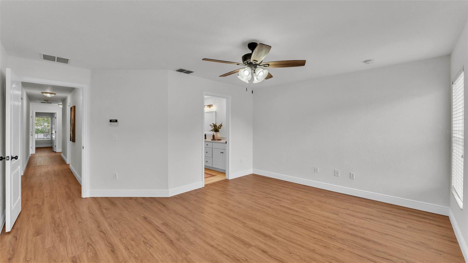 Image 22 of 65 For 601 Pintail Circle