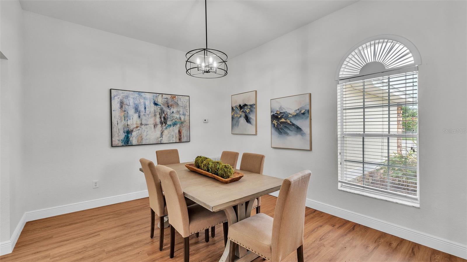 Image 4 of 65 For 601 Pintail Circle