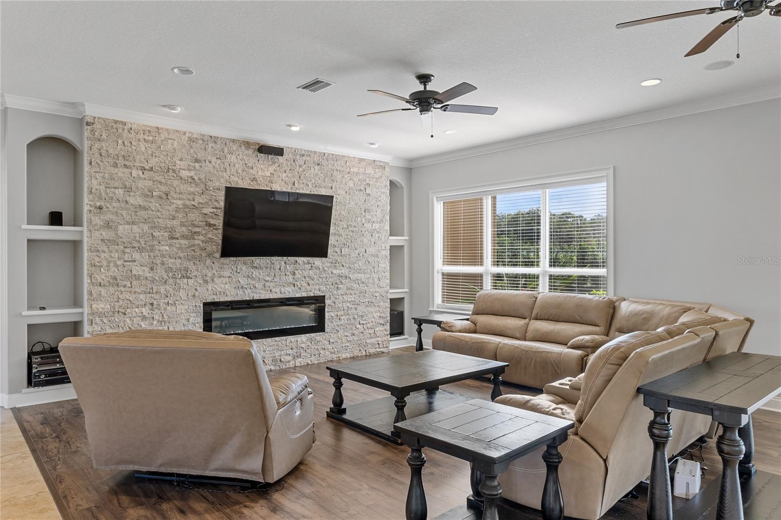 Image 10 of 84 For 6542 Eagle Ridge Way