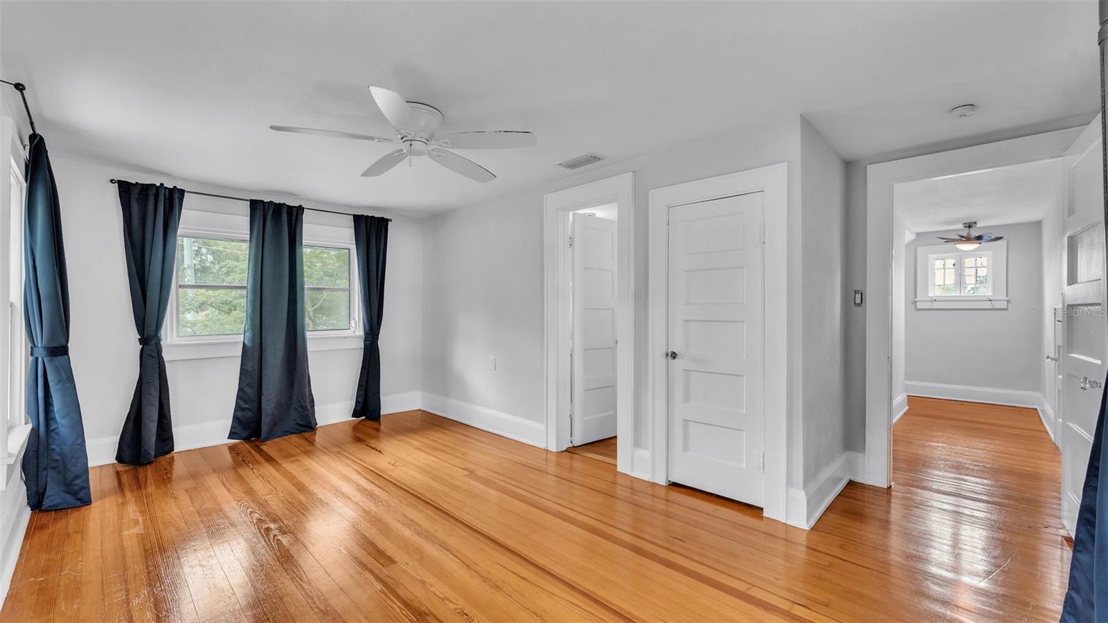 Image 41 of 50 For 516 Windsor Street
