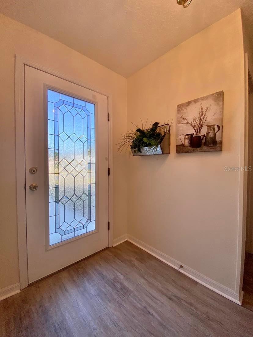 Image 4 of 23 For 6042 Seagull Lane
