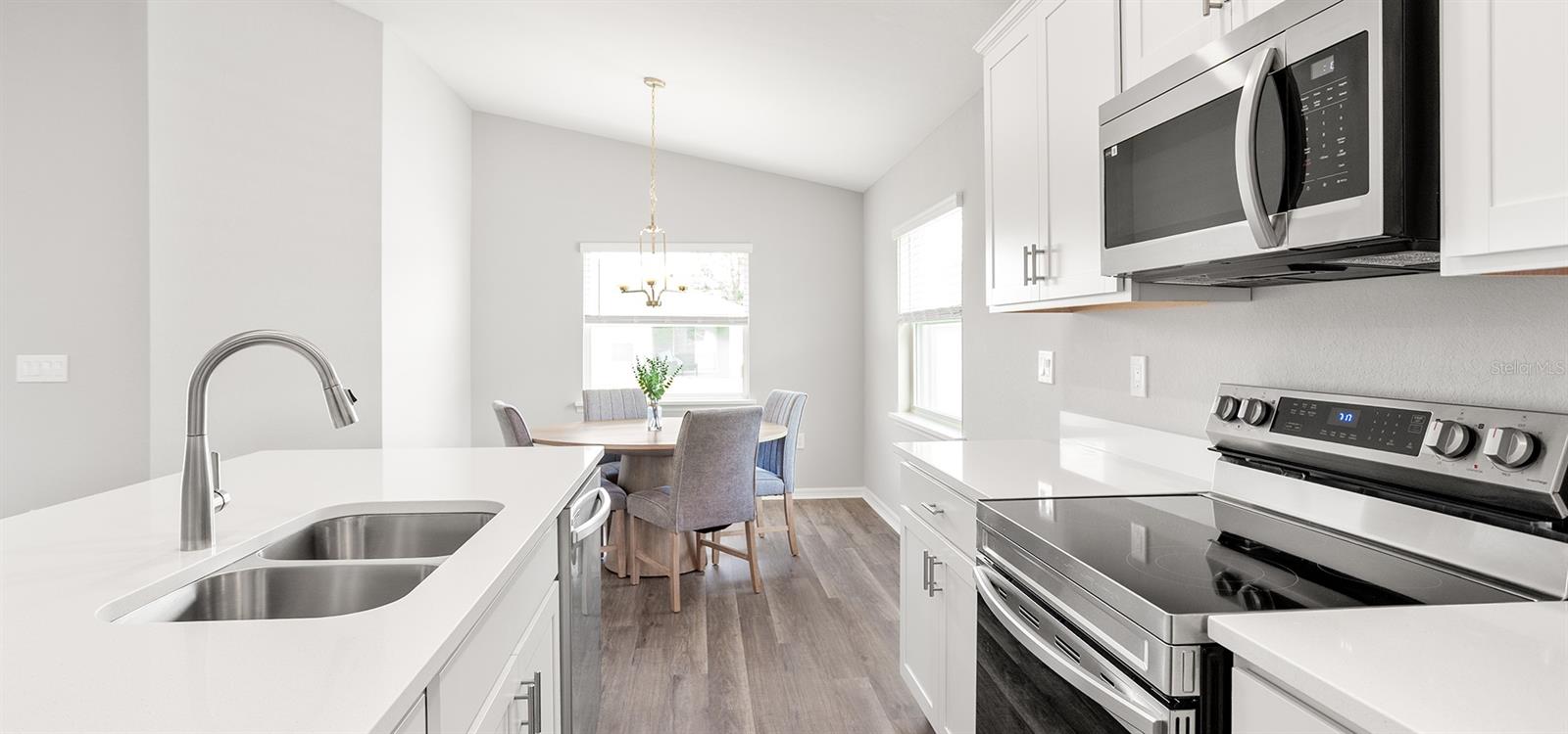 Image 15 of 23 For 1420 Portmore Drive