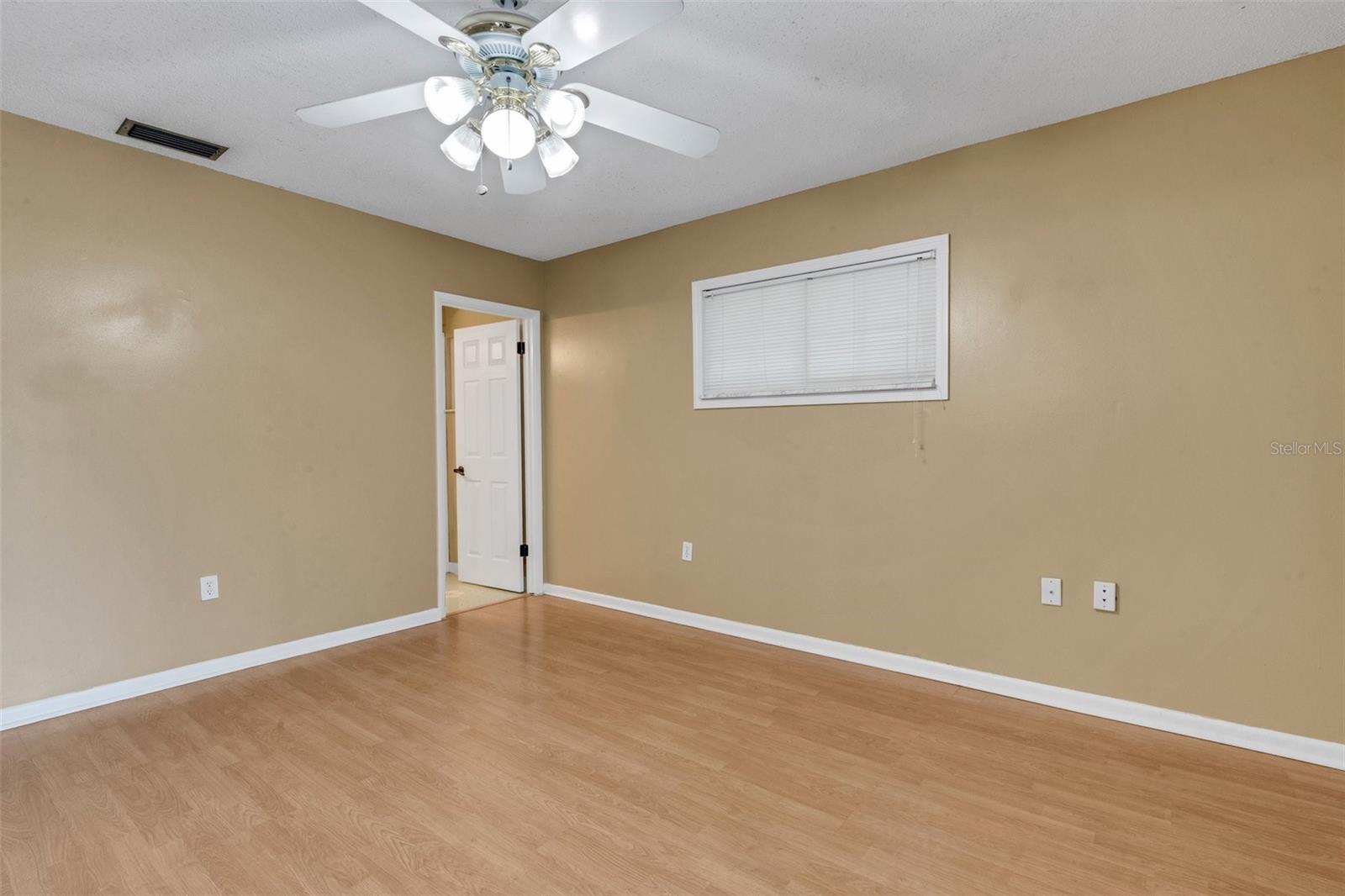 Image 10 of 20 For 3427 & 3429 Polk Avenue