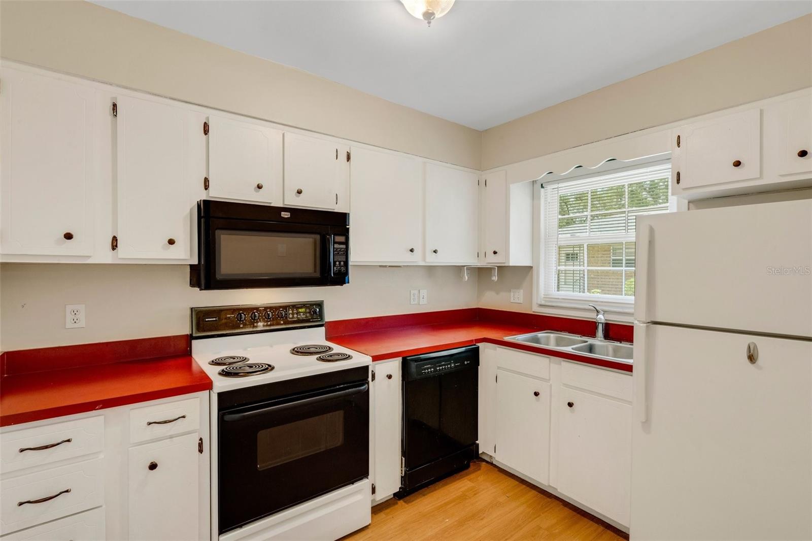 Image 14 of 20 For 3427 & 3429 Polk Avenue