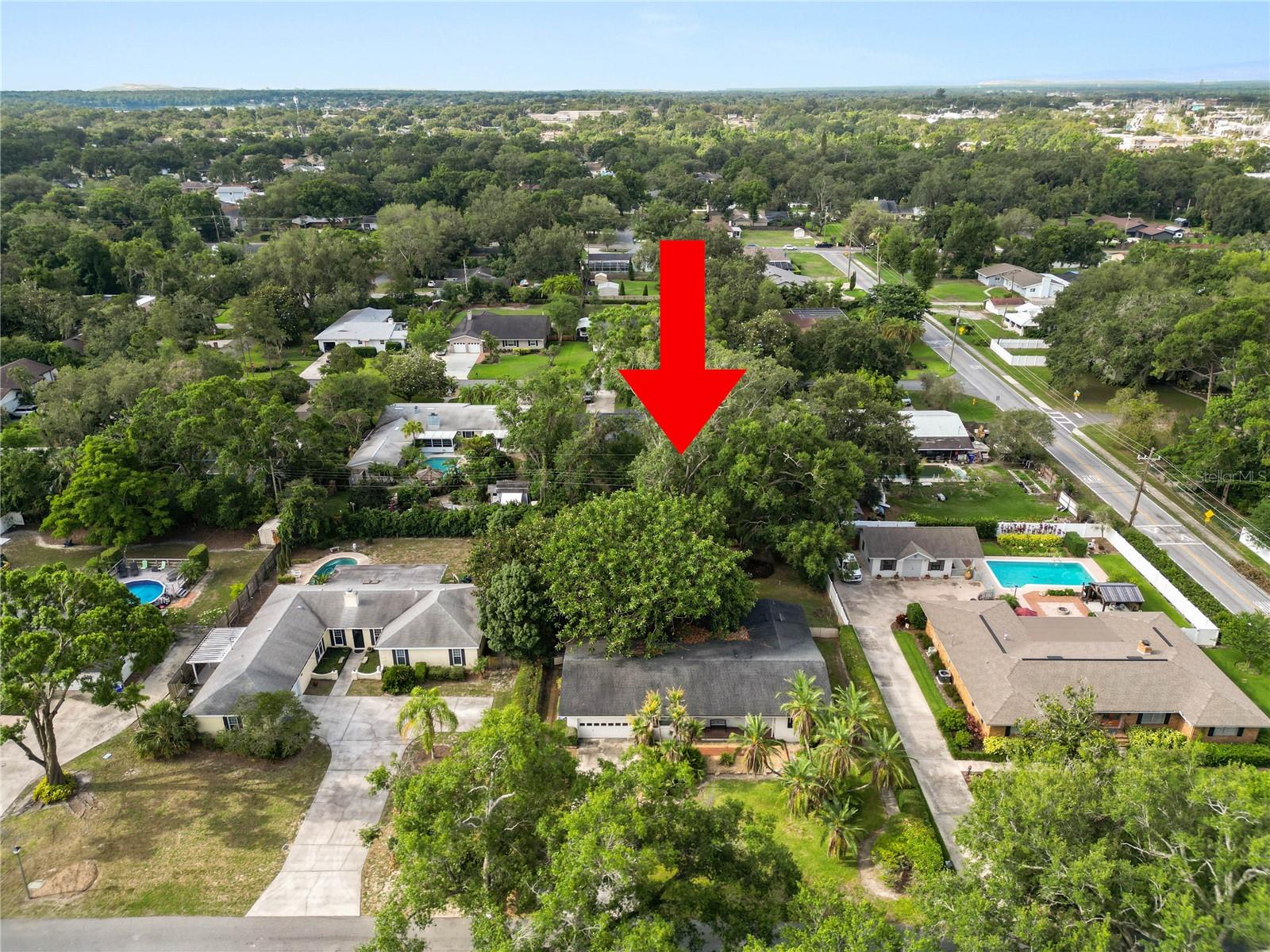 Listing photo id 6 for 509 Rob Roy Street