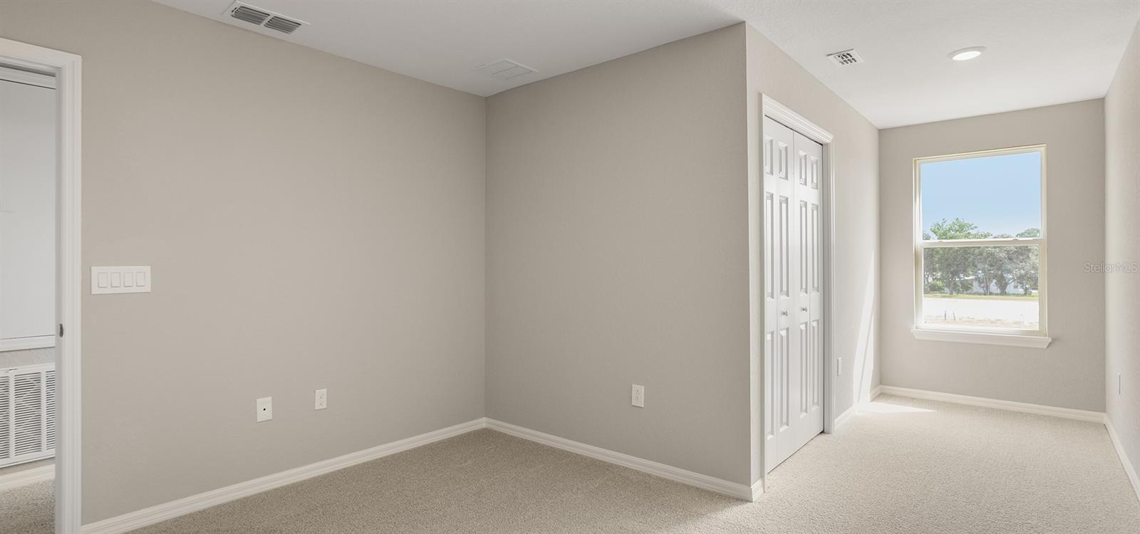 Image 12 of 25 For 218 Turtle Bay Avenue