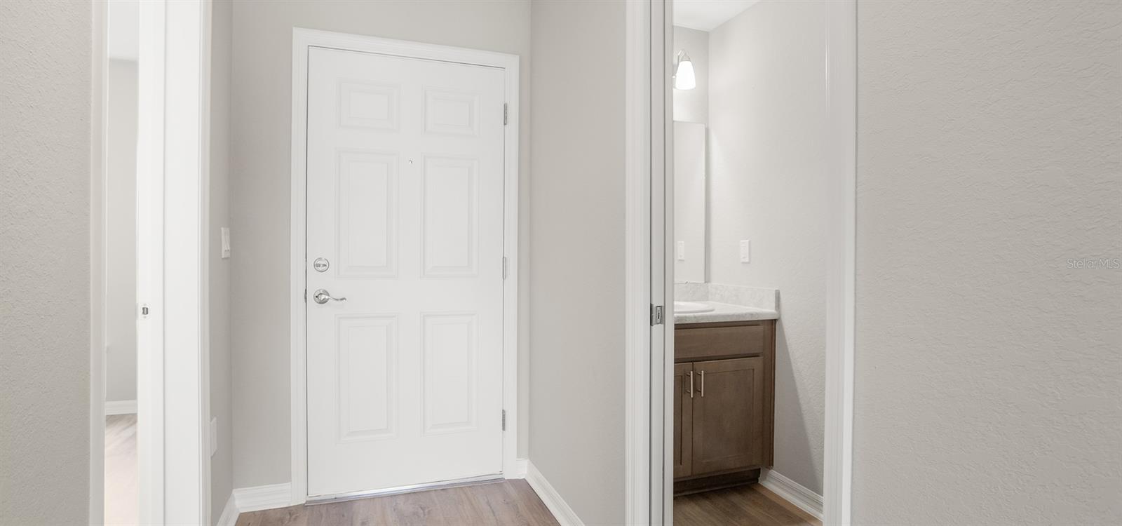 Image 17 of 25 For 218 Turtle Bay Avenue