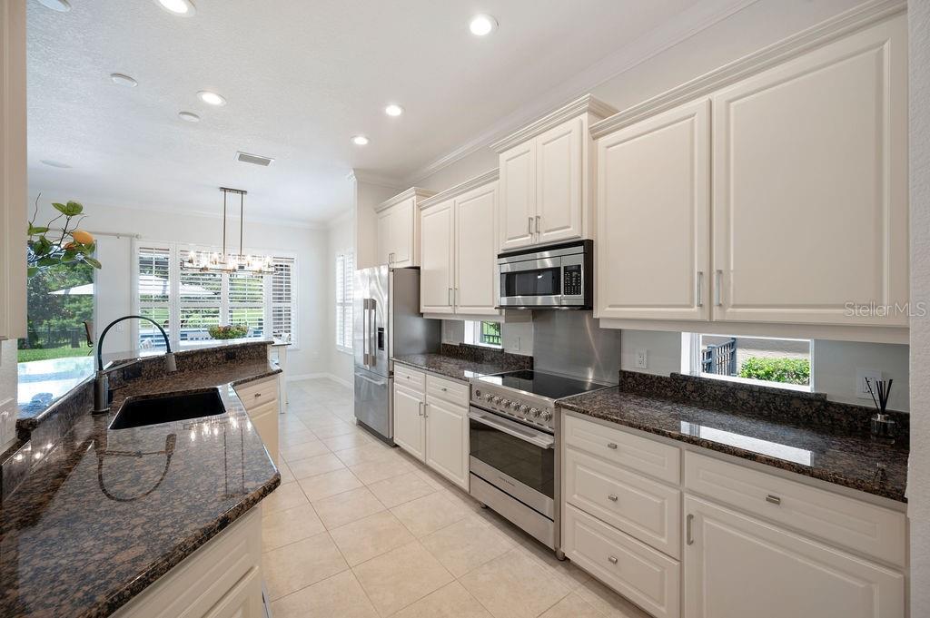Image 16 of 62 For 2425 Laurel Glen Drive