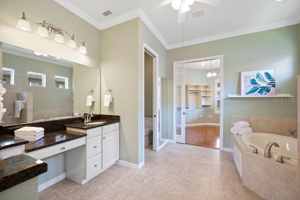 Image 20 of 62 For 2425 Laurel Glen Drive