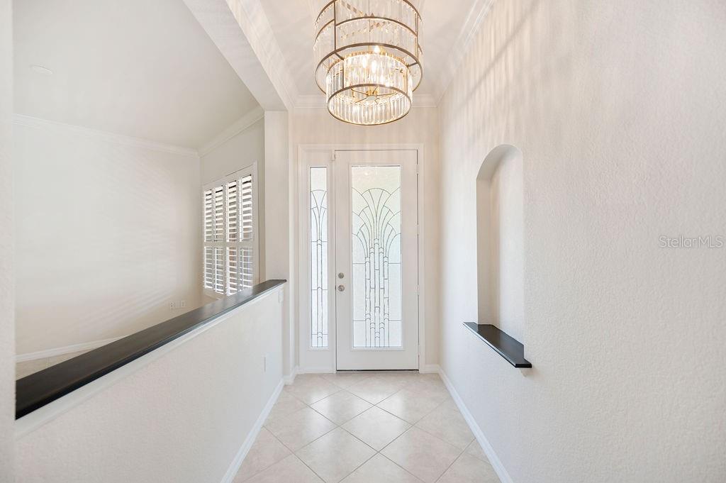 Image 4 of 62 For 2425 Laurel Glen Drive
