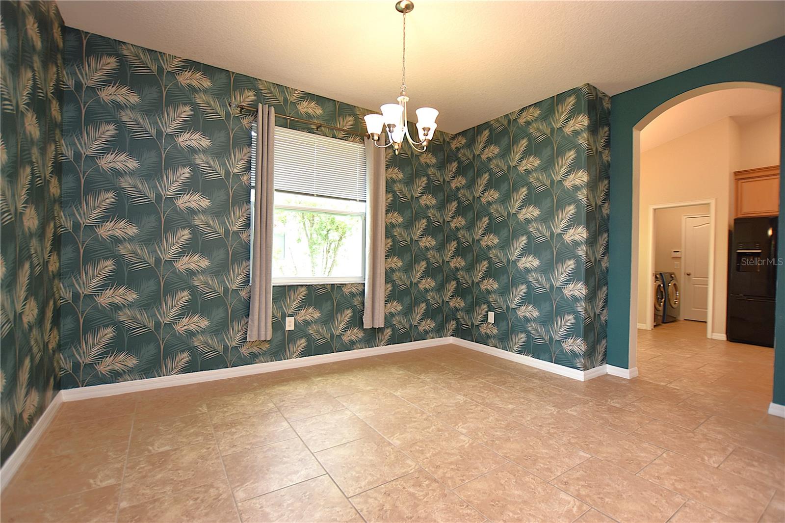 Image 12 of 62 For 5632 Aral Drive