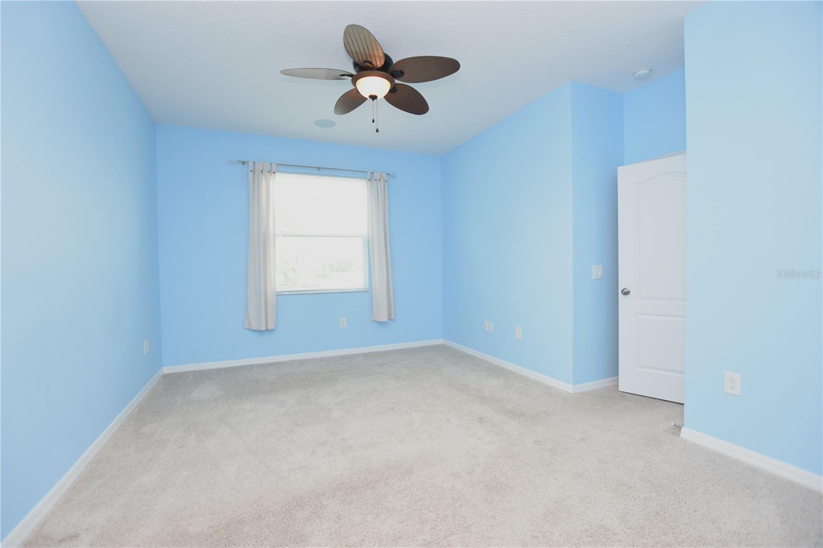 Image 21 of 62 For 5632 Aral Drive