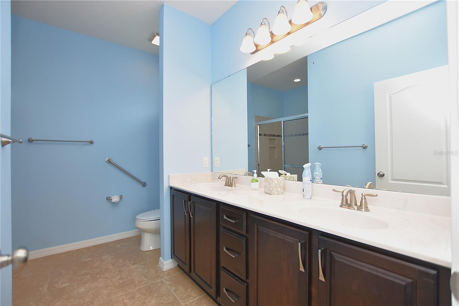 Image 24 of 62 For 5632 Aral Drive