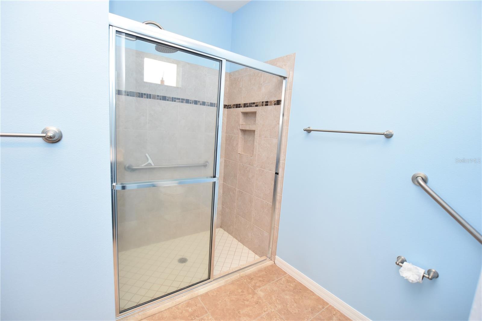Image 25 of 62 For 5632 Aral Drive