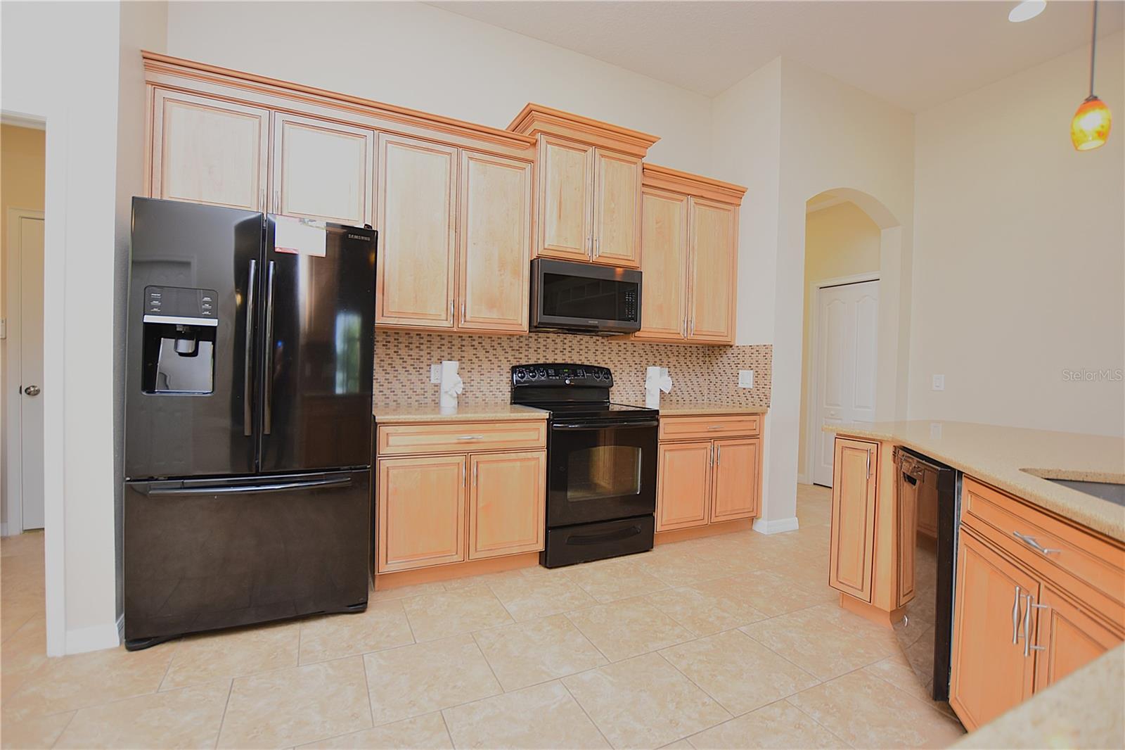 Image 7 of 62 For 5632 Aral Drive