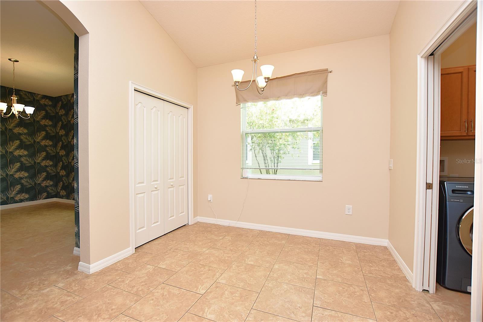Image 8 of 62 For 5632 Aral Drive