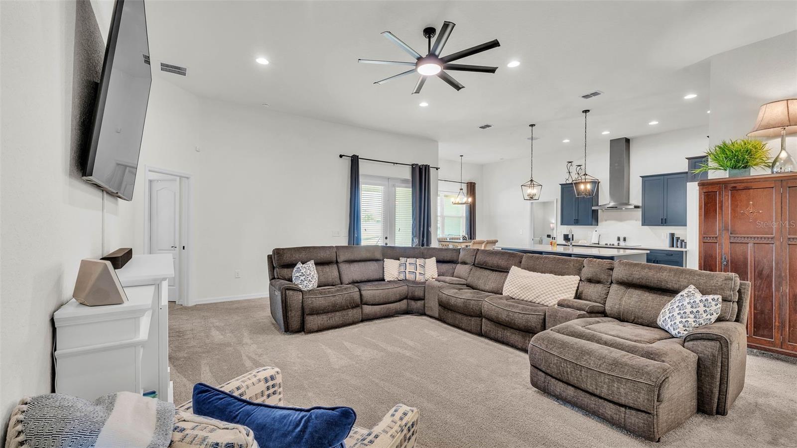 Image 14 of 47 For 1146 Enclave Ct.