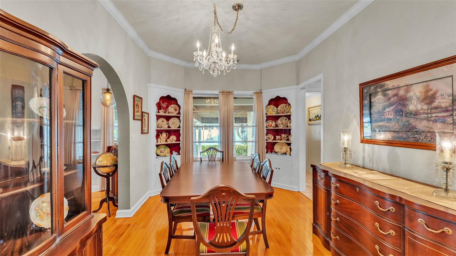 Image 11 of 61 For 607 Merrin Street