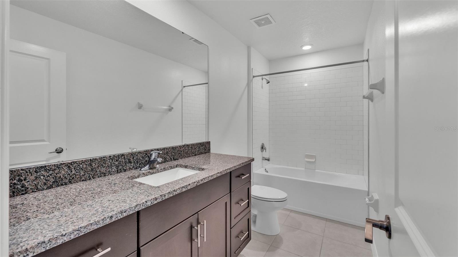 Image 34 of 51 For 2546 Red Egret Drive