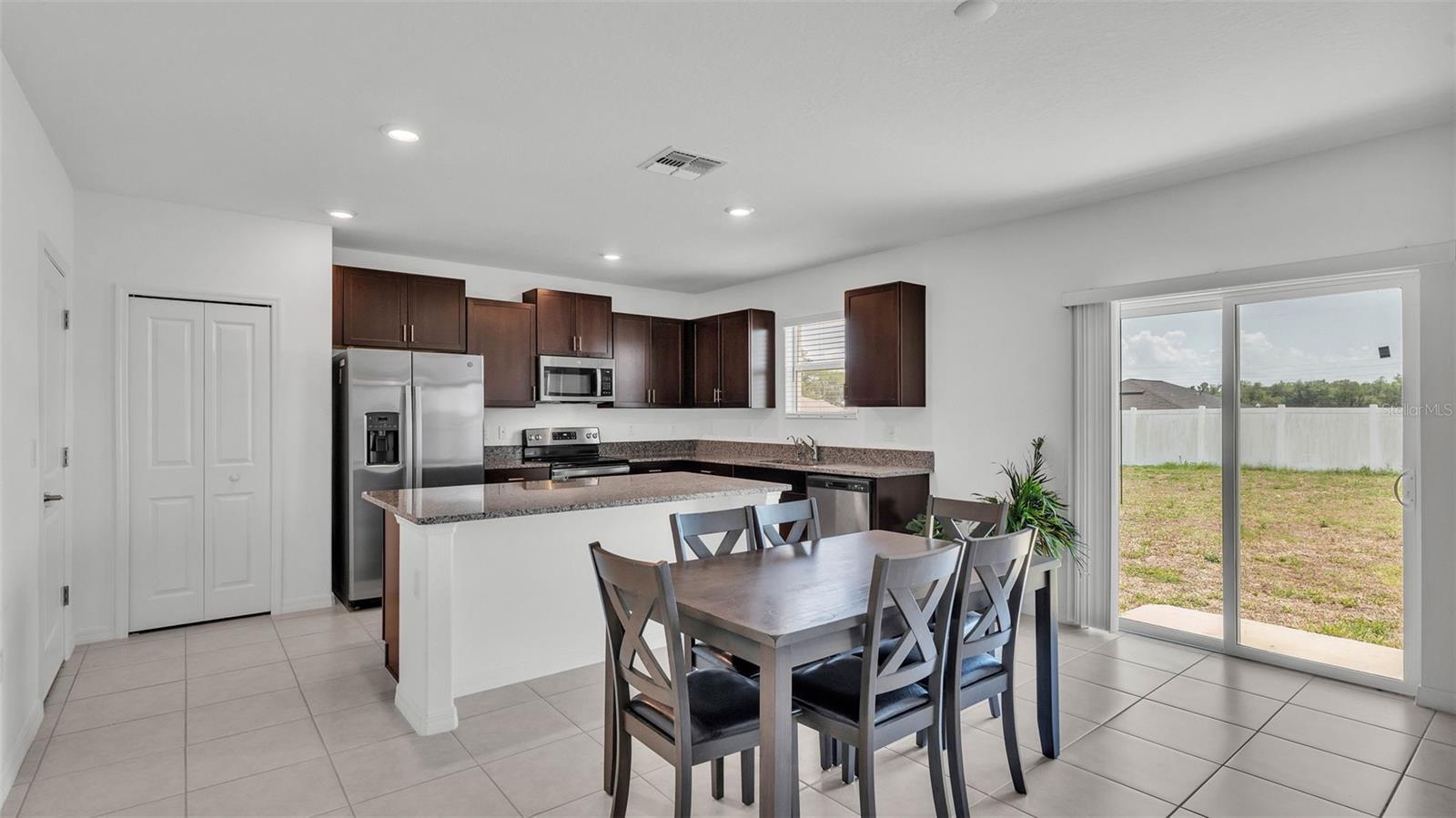 Image 7 of 51 For 2546 Red Egret Drive