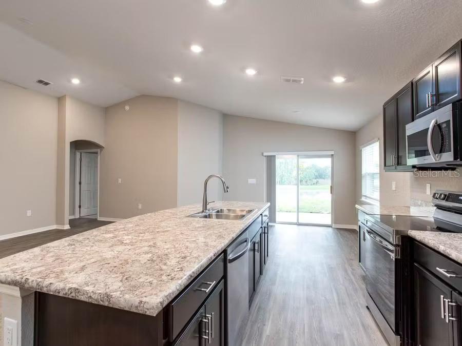 Image 4 of 9 For 6021 Mangrove Creek Road