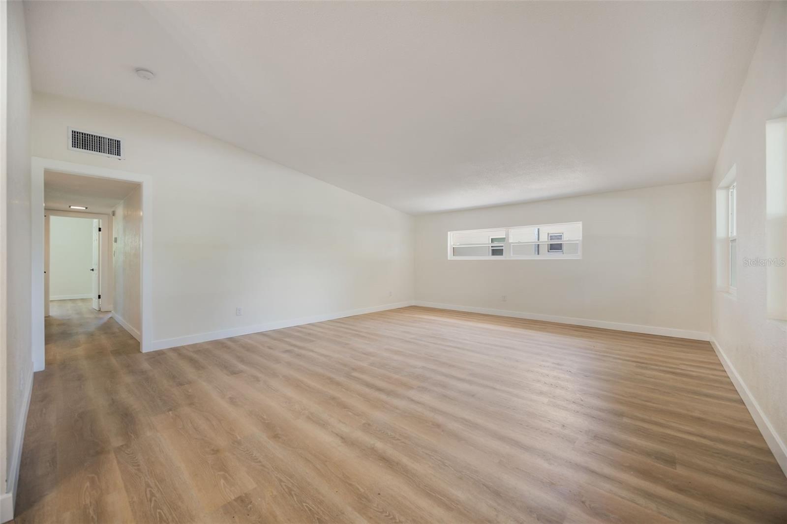 Image 12 of 66 For 3813 Surrey Drive