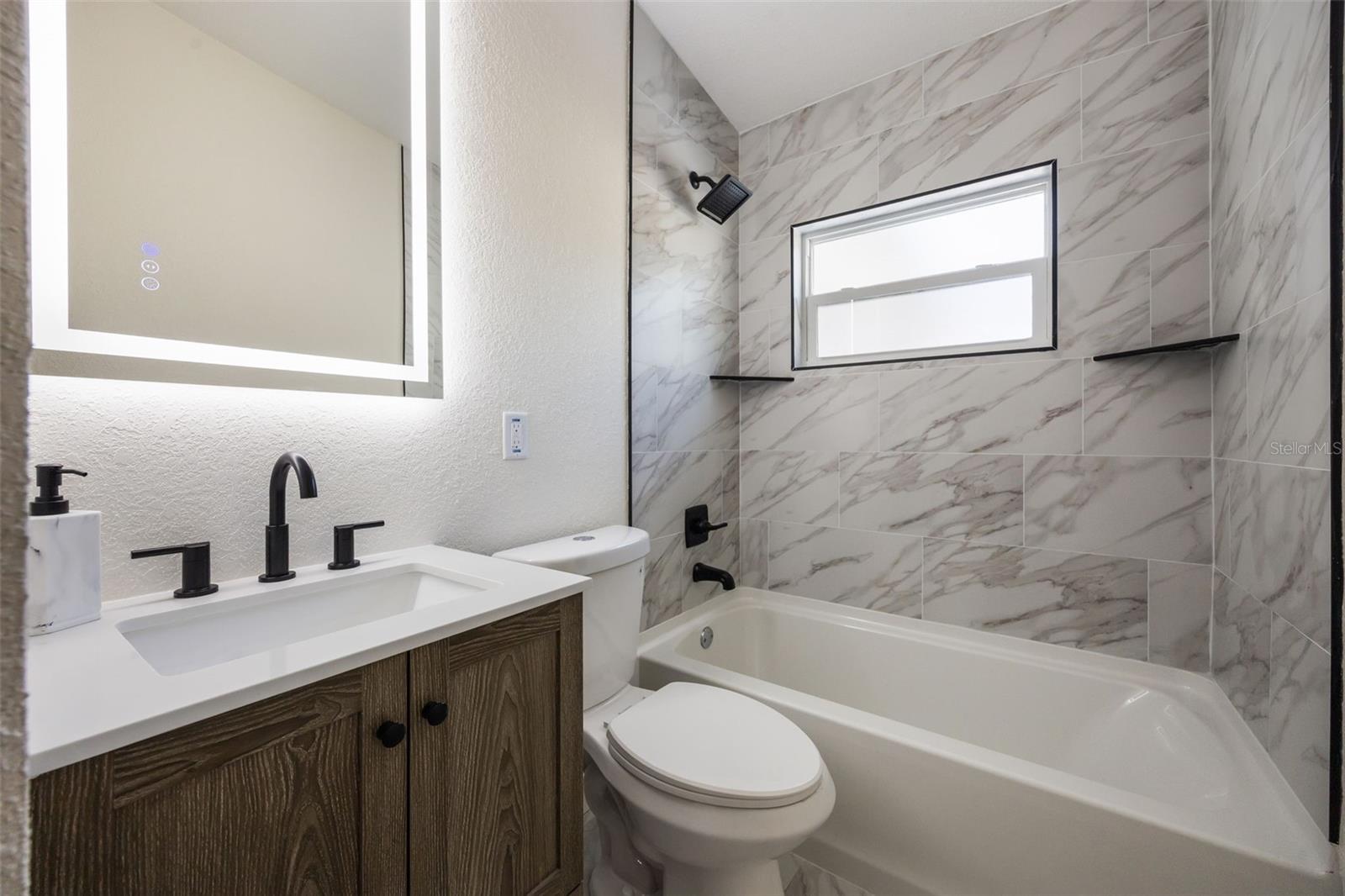 Image 40 of 66 For 3813 Surrey Drive