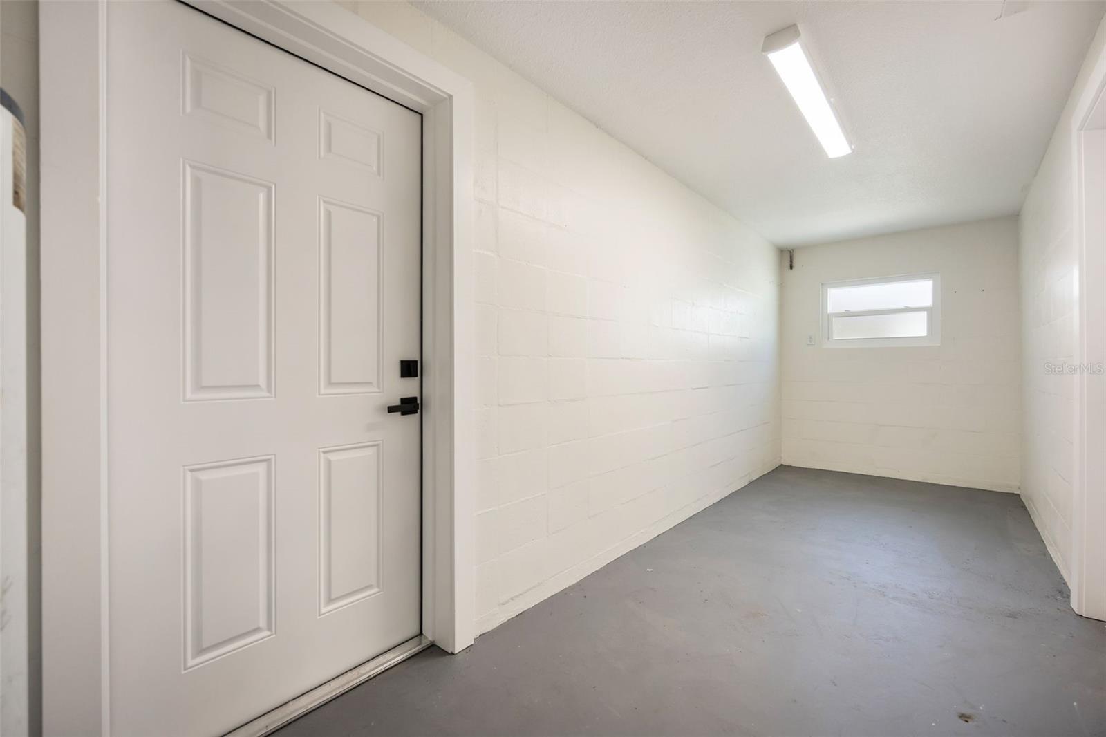Image 45 of 66 For 3813 Surrey Drive